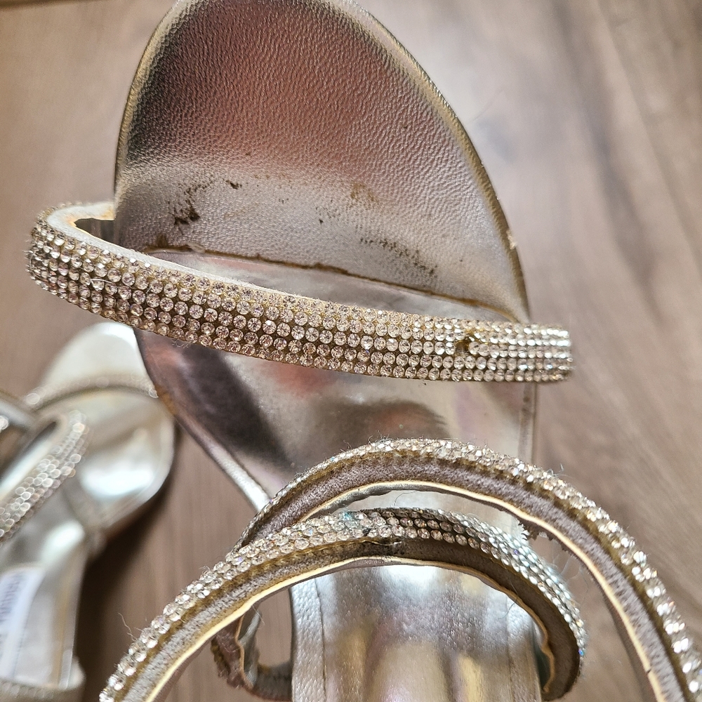 Steve Madden Faiz Silver Diamond Heels - Picture 5 of 15